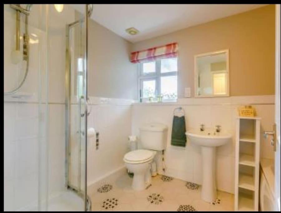 הוילה סטרטפורד-אפון-אבון The Nook Located In A Beautiful Garden Setting With Parking מראה חיצוני תמונה