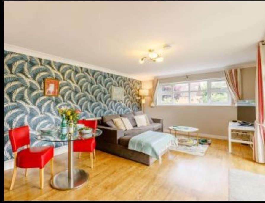 הוילה סטרטפורד-אפון-אבון The Nook Located In A Beautiful Garden Setting With Parking מראה חיצוני תמונה